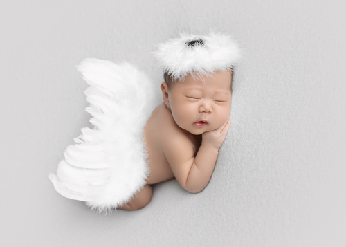 Ньюборн позировка